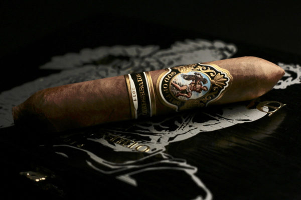 Сигары Arturo Fuente God of Fire Serie Aniversario 56 вид 3