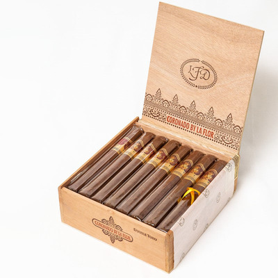 Сигары La Flor Dominicana Coronado by La Flor Toro вид 3