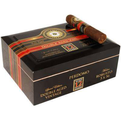 Сигары  Perdomo Double Aged 12 Year Vintage Maduro Robusto вид 2