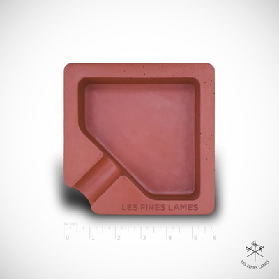 Пепельница Le Petit MONAD - Red Concrete Ashtray (Красная) вид 1