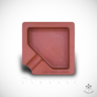 Пепельница MONAD - Red Concrete Ashtray (Красная) вид 2