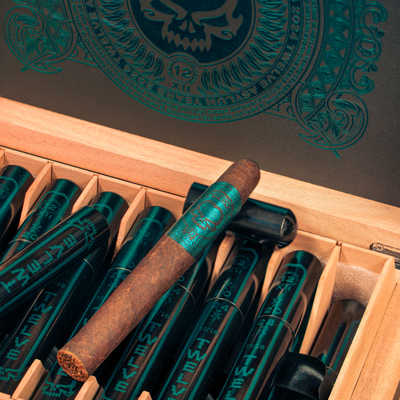 Подарочный набор сигар Asylum Twelve 2024 Limited Edition Perfecto Tubos 11/18 вид 3
