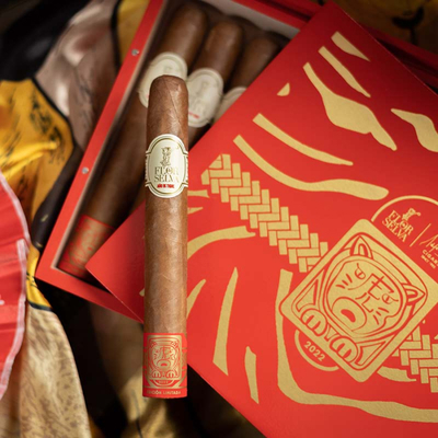 Подарочный набор сигар Flor de Selva Ano Del Tigre Тоrо вид 4