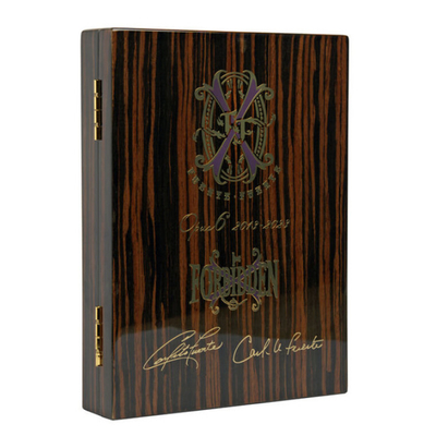 Подарочный набор сигар Arturo Fuente God of Fire KKP Never Back Down Special Reserve Set Macassar Ebony 4 Cigars вид 2